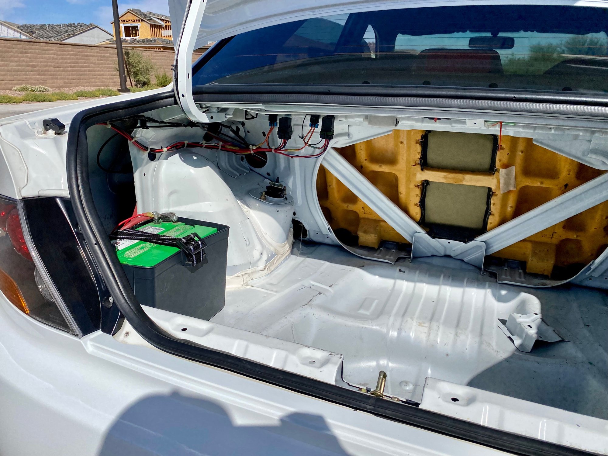 2006 Mitsubishi Lancer Evolution - RARE 2006 Mitsubishi Lancer Evolution RS - Used - VIN JA3AH36C76U011061 - 154,314 Miles - 4 cyl - AWD - Manual - Sedan - White - Gilbert, AZ 85298, United States