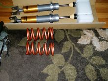 Assembling coilovers