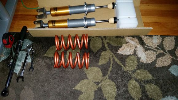 Assembling coilovers