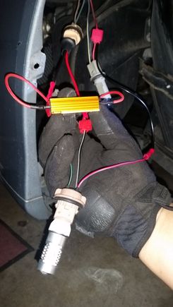 - and + of signal wires connected with resistor (one to - and one to +)