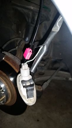 Fender (-) to Front DRL positive (+)