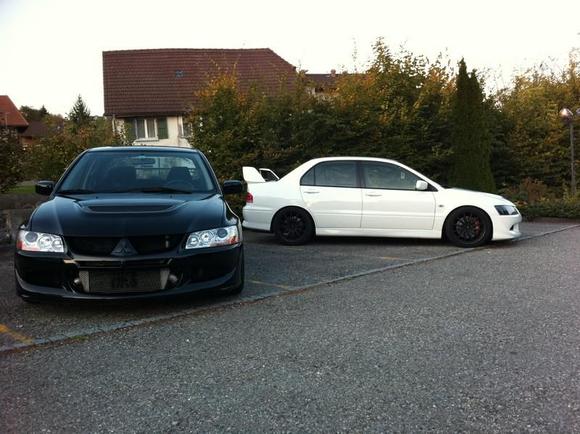 EVO VIII Black &amp; White