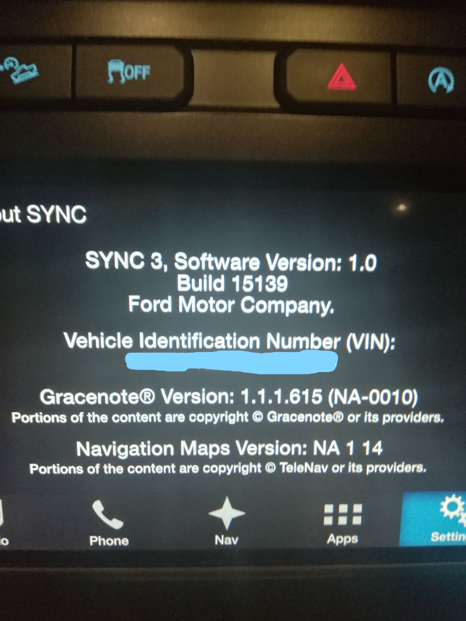 Does ford sync 3 download when vehicle is off lyrics