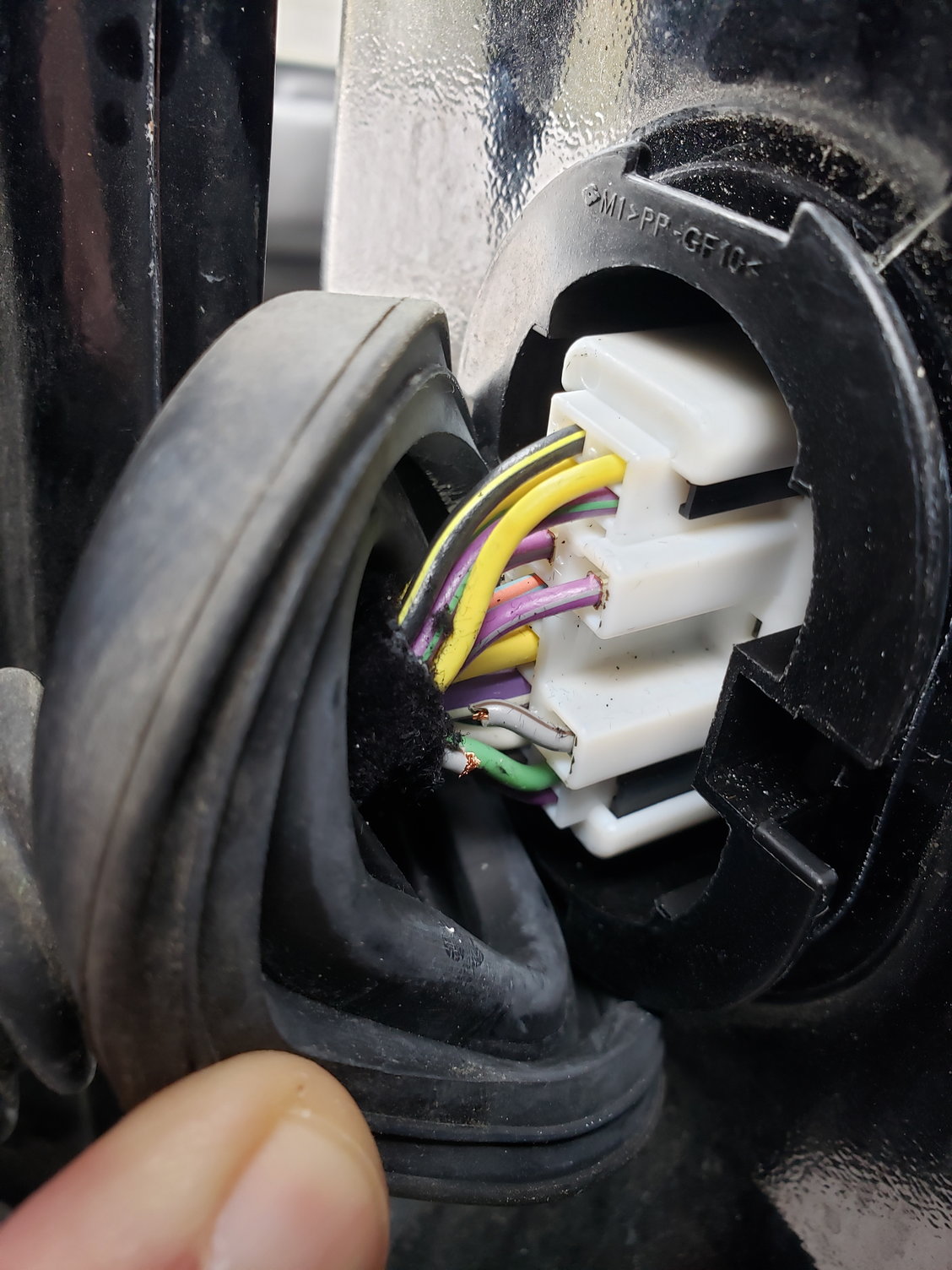 Left Rear Door Wiring - Ford F150 Forum - Community of Ford Truck Fans 2011 Ford F150 Rear Door Wiring Harness Replacement