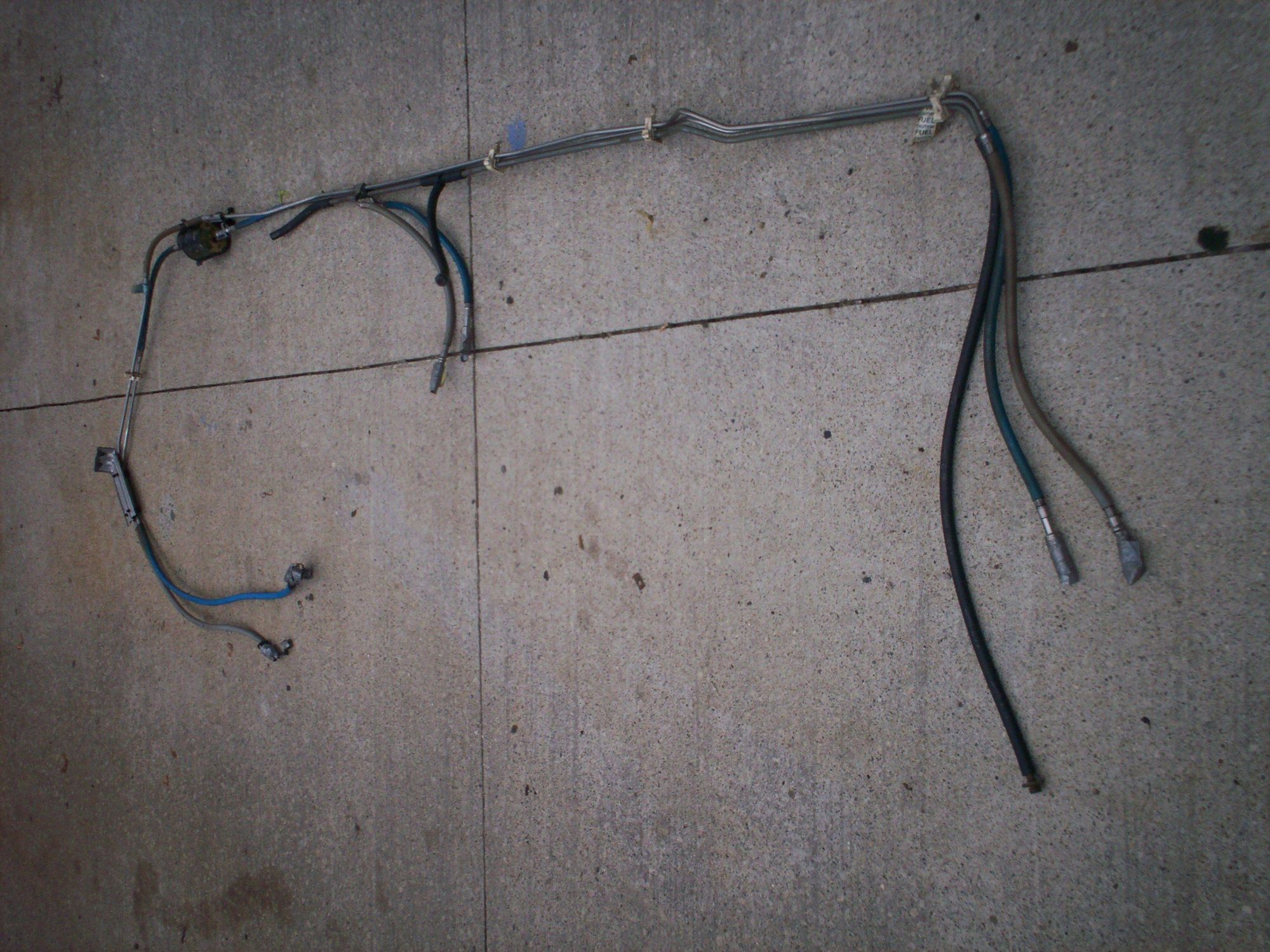 High Pressure Fuel Line Repair F150 1995