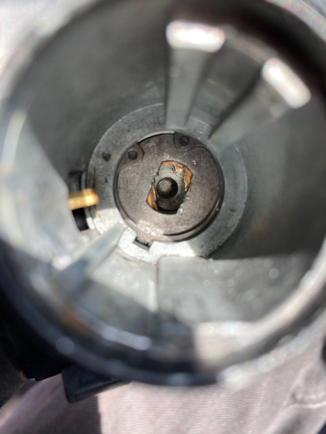 Lock cylinder won’t go in! 1990 F150 Ford F150 Forum Community of Ford Truck Fans