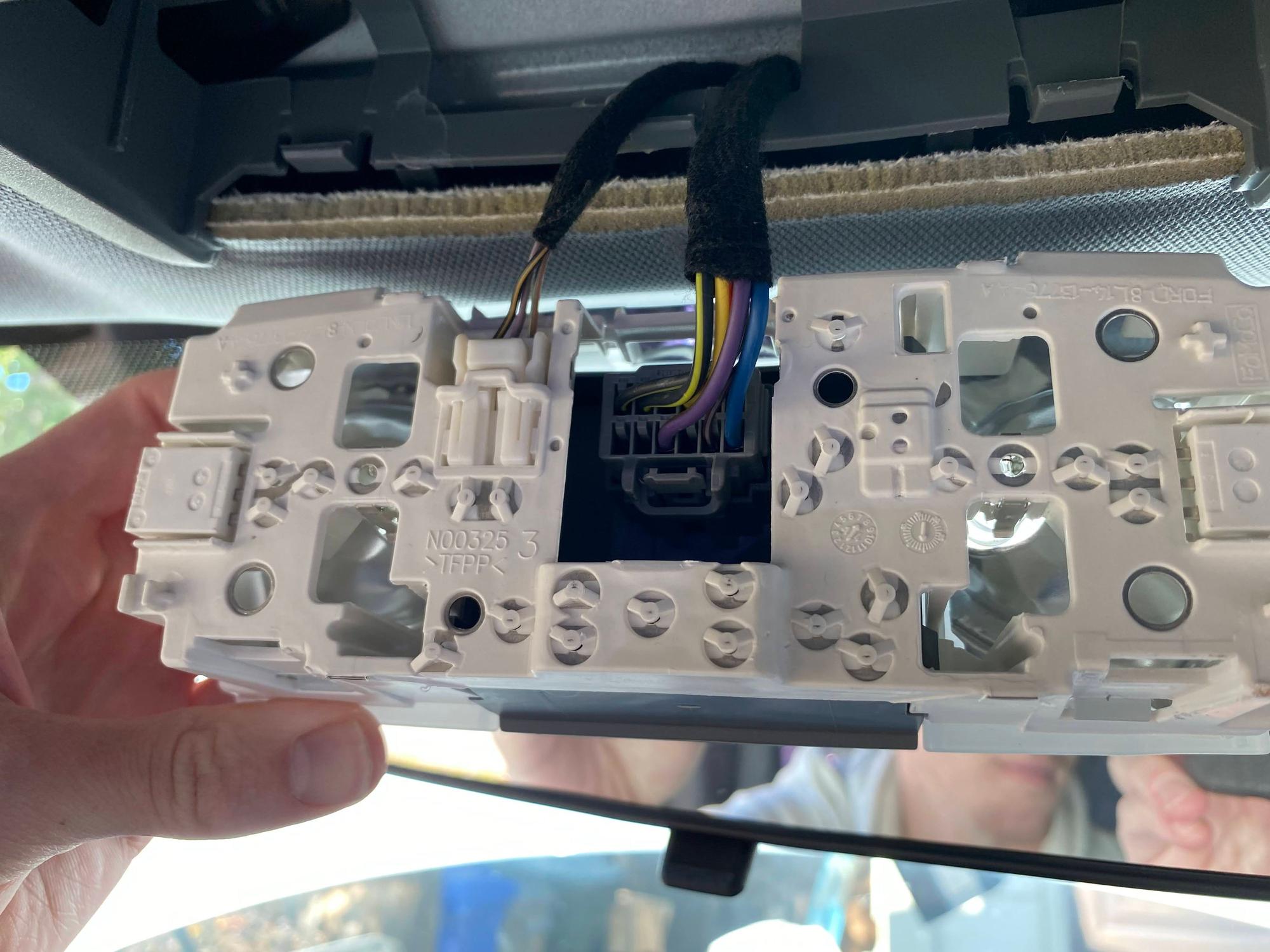 how to power up rear view mirror/light center section Ford F150 Forum