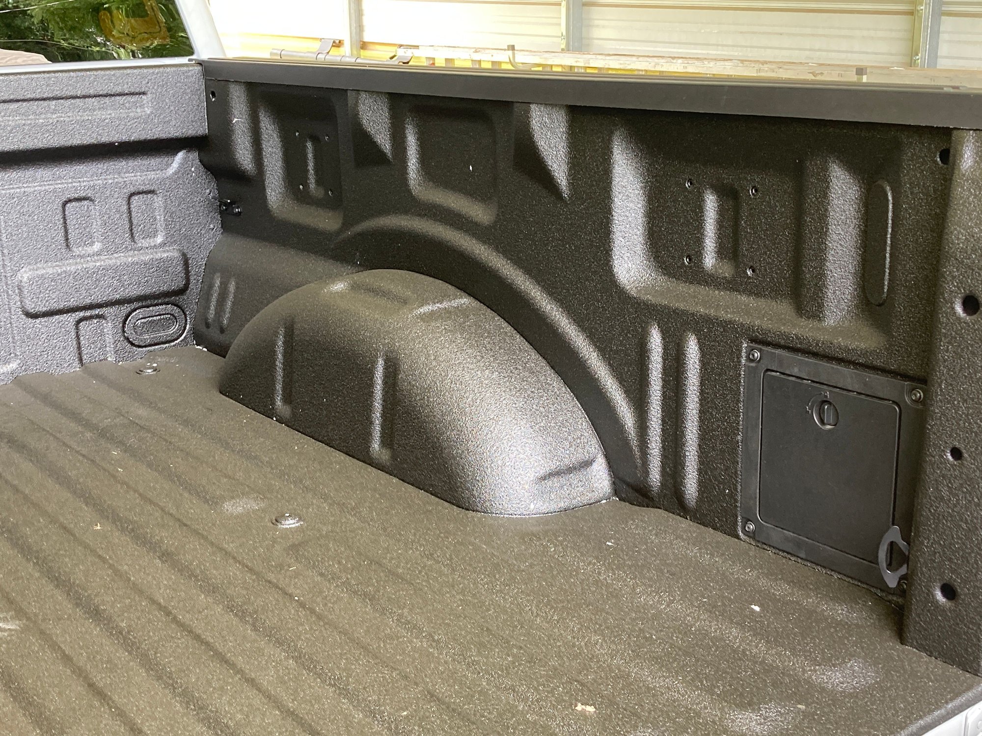 2019 ford f250 bed tie downs