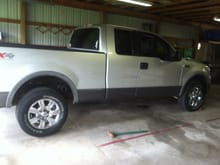 Put these 09 xlt rims on not long ago