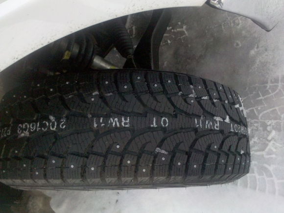 studded tire tread