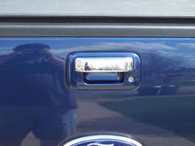 Dark Blue Pearl LT Tailgate handle