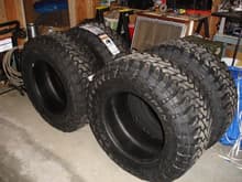 Toyo open country m/t 37x13.50x20