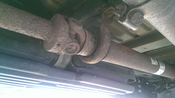 failed driveshaft center bearing