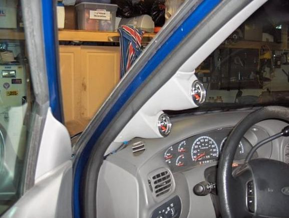 Autometer Water and Trans temp gauges..  Very Nice to have when towing #5000 TT.