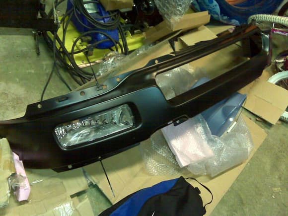 bought 04-05 painted bumper w/ fogs (like the square ones) and the process is under way!
