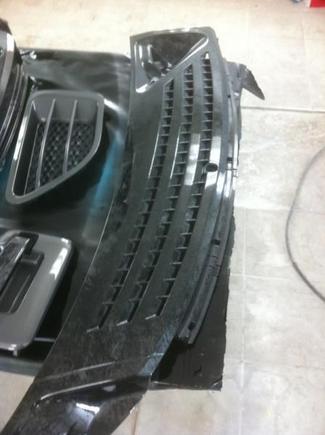 wiper cowl, fresh clear, it still has to matte-out