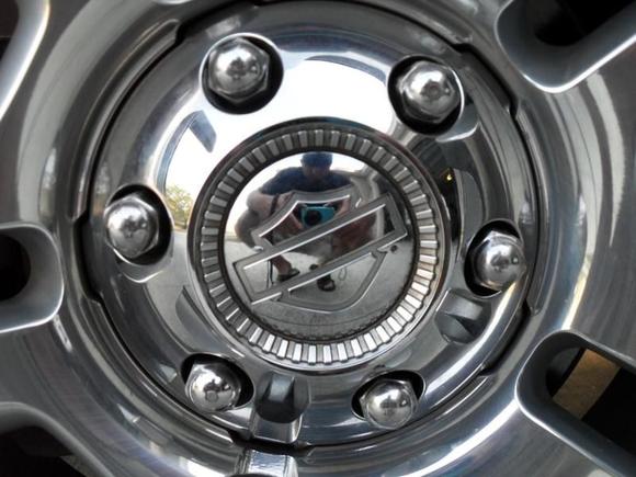 harley center cap