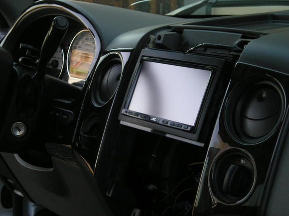 JVC install 004