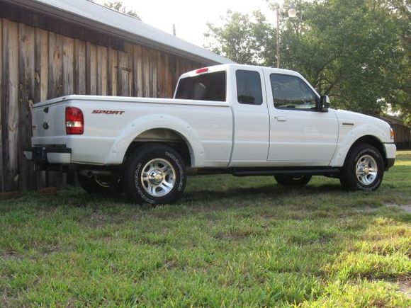 Side view of Rocky.