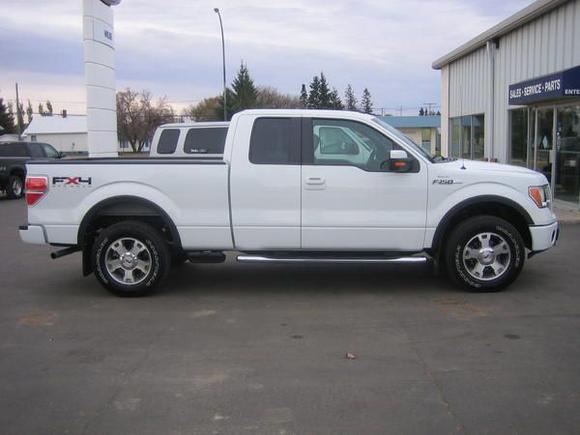 2009 FX4