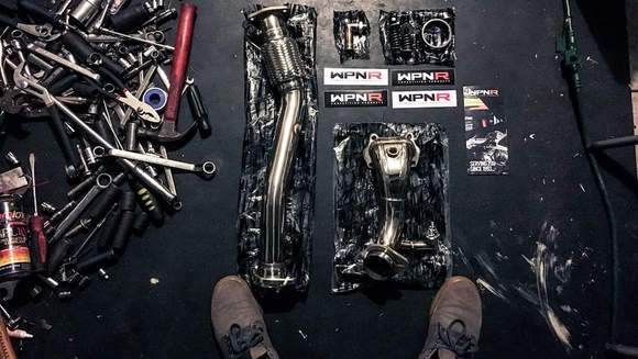 Weapon R header