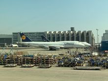 Queens on the ground in FRA