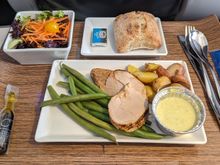 Pork loin with green beans and potatoes