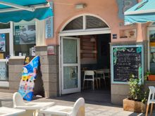 Plan Bakery Café. 