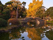 Sumiyoshi park in the late afternoon sun ( sunset around 1640)