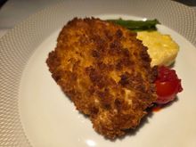 I am not sure how one calls this Kiev with no butter or parsley inside.  It was just a breaded fried boneless-souless-dry chicken breast.  