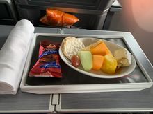 The YYC-YVR snack seems to even have more Brie lol 