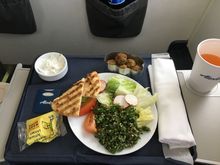 MSP-SFO E175 service