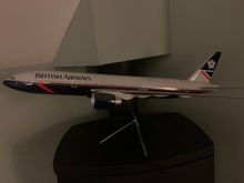 Space models 777-200 scale 1:100