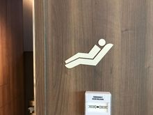 A sliding door keeps the snooze room free of noise and light