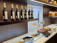 There are some healthy vegetarian and vegan options as well as salad.