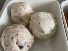 Churro ice cream (2 on left) and vanilla