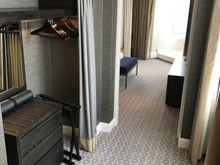 The ante chamer walk through closet
