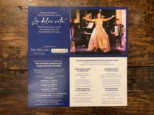 Classical music at the centre court of the hotel