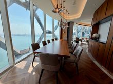 Executive lounge - main area