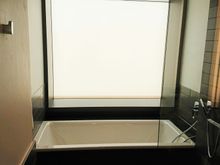 Bathtub Junior suite.