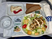 AY JFK-HEL dinner. And no, this is not the Appetizer. This is the whole dinner. Everything you get. Period. Miserable. 