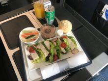 Rest of the day meal on the BA1325 NCL-LHR yesterday. Bread lovely and warm and chicken salad was actually lovely. Chocolate mousse dessert the highlight for me!