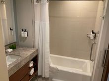 Single sink with bath/shower combo .... at keast the shower curtain was clean 