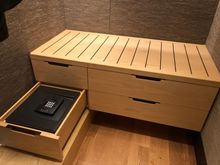 Closet with pull-out safe