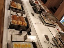 JL lounge buffet