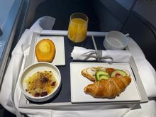 9/10 This was a great pre-landing  "snack" much better than the round dry pastry they used before.
