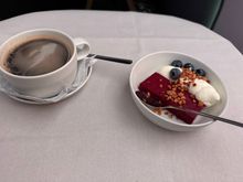 HEL JFK Dessert: Presentation was great but it tasted weird