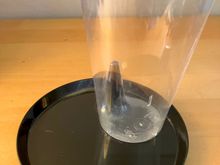 Spikey plastic wine glass failure United Airline