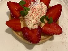 Strawberry tart - can’t taste the elderflower but really lovely oonethekess. 