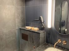 Platinum Wing sink